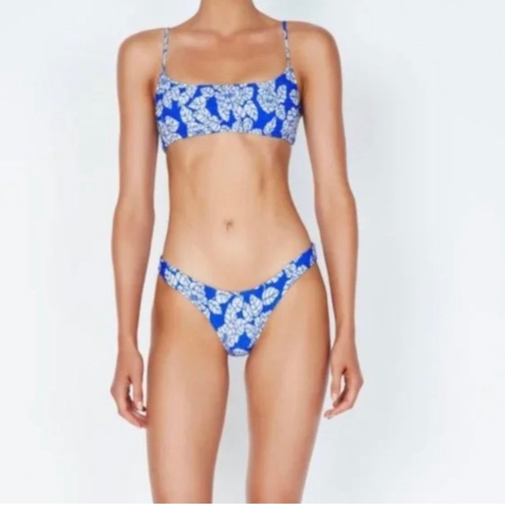 Arizona Leave Triangl Bikini Size xxs top and bottom